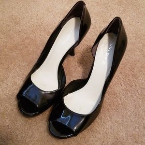 Via Spiga black patent open toe heels